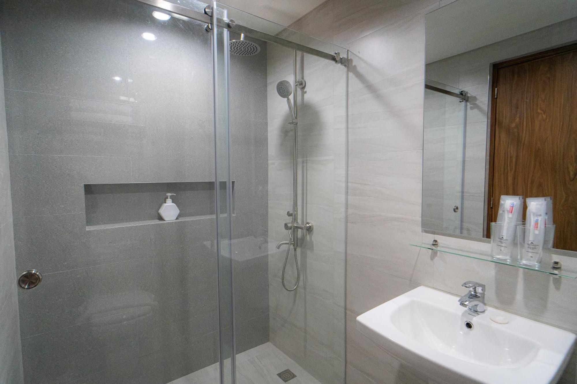Mangrove Residences Mactan Punta Engano  Ngoại thất bức ảnh